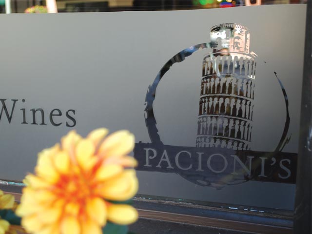 Pacioni's Italian Restaurant Signage